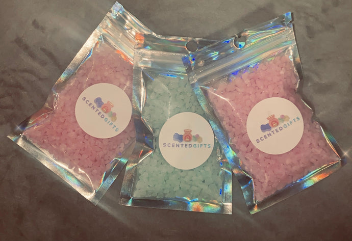 Sizzlers Inspired  An immediate burst of your favourite scents to flourish through your home.  And what's best? There's no mess and cleaning your burner, Simply tip in the bin when the crystals are discoloured and start again.  Our scented crystals come in packets of 50g, averaging at 3-4 uses per pack
