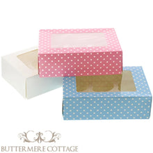 Load image into Gallery viewer, Gift wrapping options for any hampers Individual round bombs or soap fluff we have a single small white box cellophane bags gift small items only 2-3 cellophane wrap for items such as lamps & melts set small baskets/ box for either melts/ 3-4 items medium basket/ box for 5- 10 plus items large basket for big order with over 15 items or such as big order with lamps, bath bomb home items etc