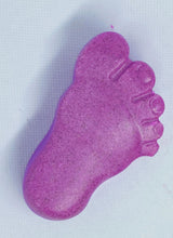 Load image into Gallery viewer, Scrubby foot Buddy bar This lovely chunky scrubby buddy bar is sure to keep your feet smelling fresh and looking great too! Packet with grounded Pumice stone to scrub away dead or hard skin and lashings of our scented smelling fragrances. approx 100g