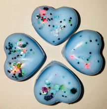 Load image into Gallery viewer, Clean and Fresh Scented Wax Melts. (Bag 2)