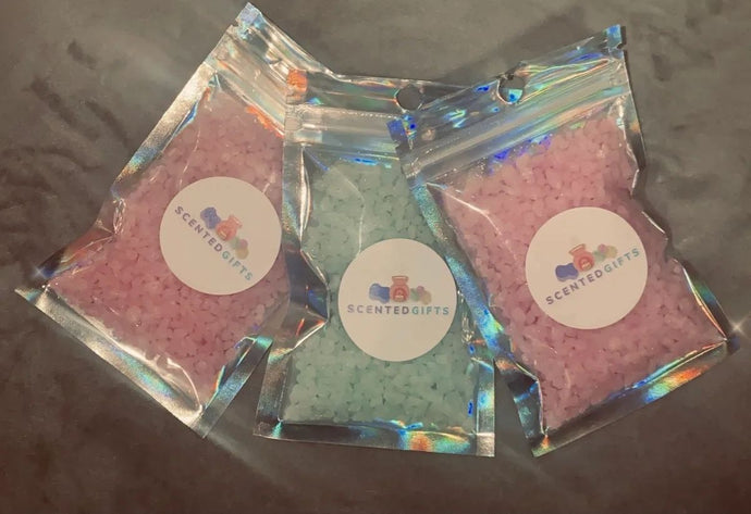 Sizzlers Sweets  An immediate burst of your favourite scents to flourish through your home.  And what's best? There's no mess and cleaning your burner, Simply tip in the bin when the crystals are discoloured and start again.  Our scented crystals come in packets of 50g, averaging at 3-4 uses per pack