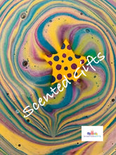 Load image into Gallery viewer, Spotty Star Bath Bomb