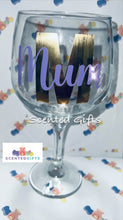 Load image into Gallery viewer, Personalised Gin Glass