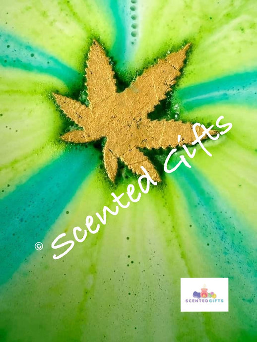 Super Strong Gold Leaf CBD bath bomb 250mg  WITH HIDDEN COLOURED in green and scented lollipop CBD 250mg BATH BOMB