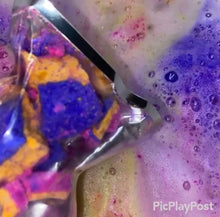 Load image into Gallery viewer, Super Strong 240ml isolate CBD Rocks. Bright coloured rock creating some amazing bath art colours. In a range of scents from perfume, aftershave, inspired etc.
