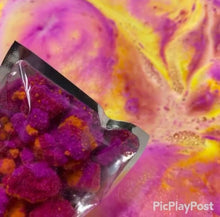 Load image into Gallery viewer, Super Strong 240ml isolate CBD Rocks. Bright coloured rock creating some amazing bath art colours. In a range of scents from perfume, aftershave, inspired etc.
